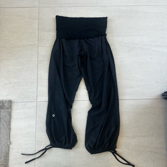 LULULEMON PANTS - Picture 1 of 2